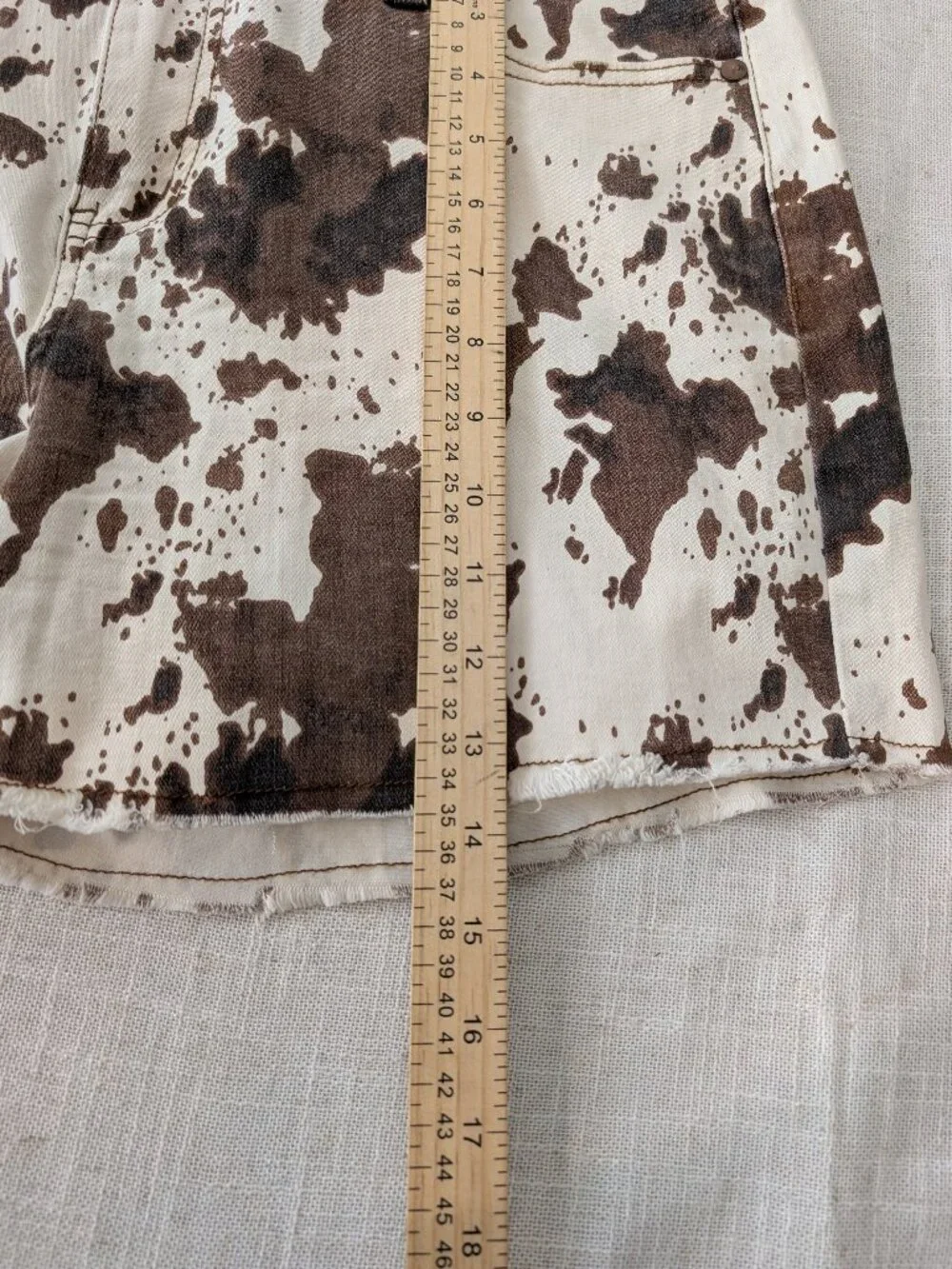 Judy Blue Women's Brown & White Cow Print Shorts Size XL